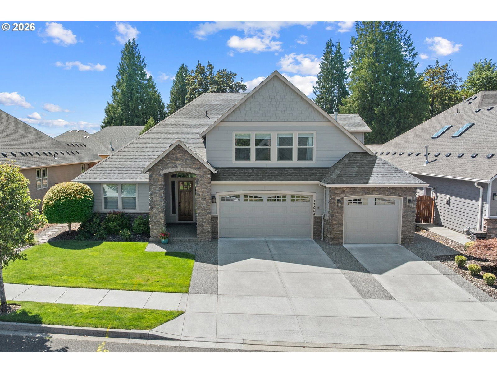 Listing photo 1 of 6