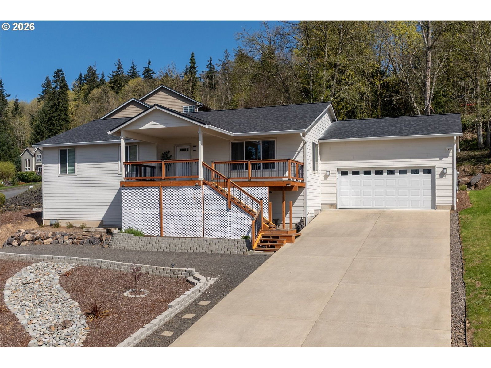Primary listing photo, 9 CURTIS Ln, Longview, WA, 98632