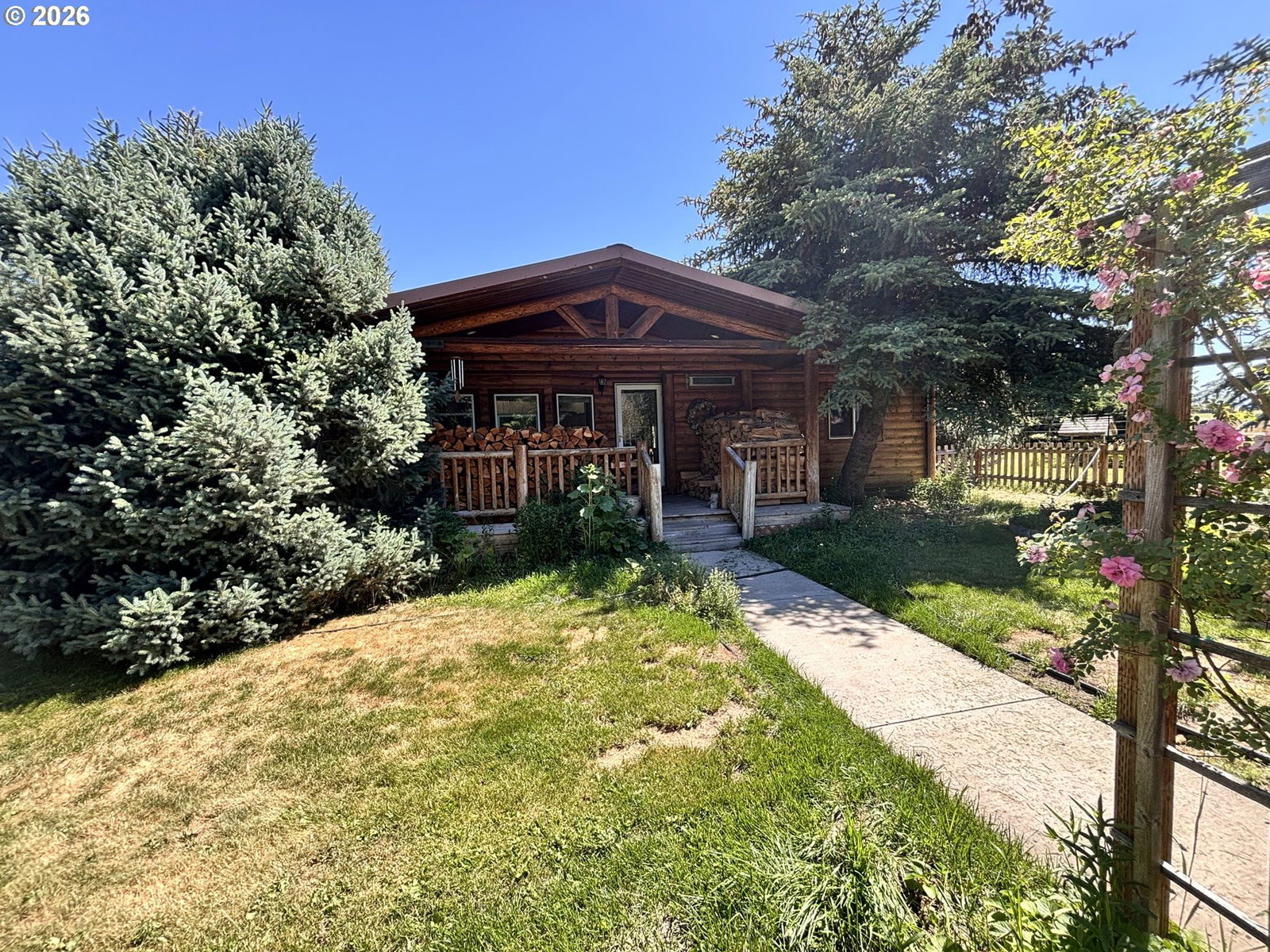 Listing photo 1 of 6