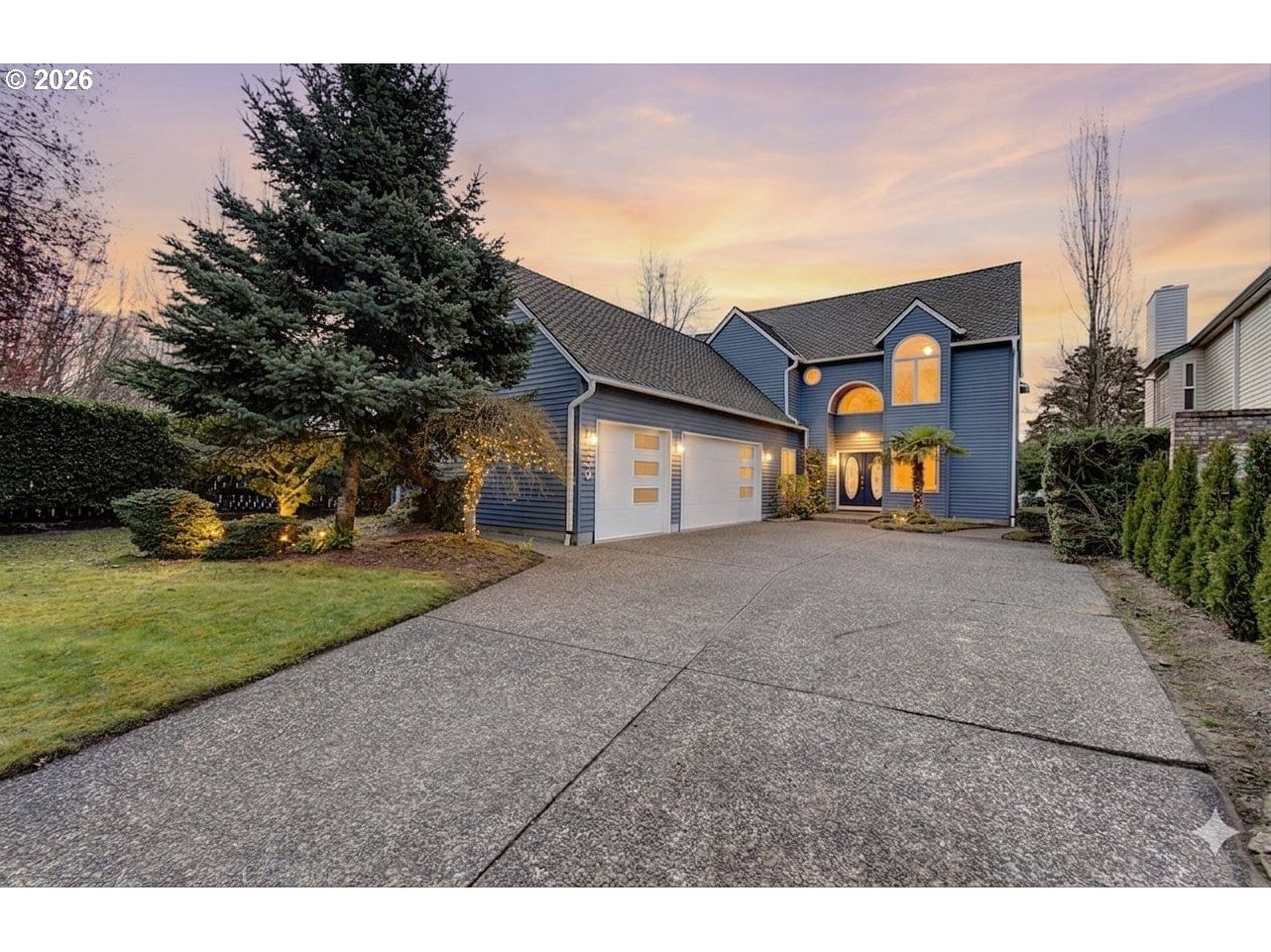 Primary listing photo, 230 N LOTUS ISLE DR, Portland, OR, 97217