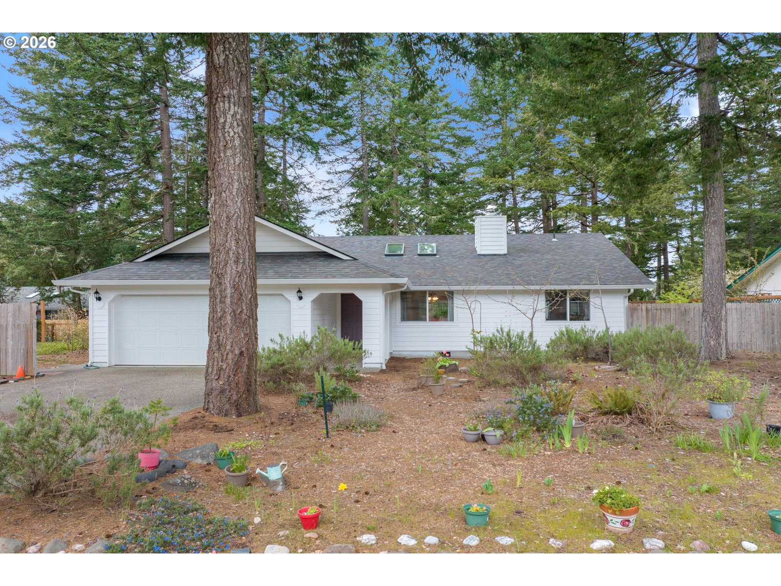 Primary listing photo, 2191 WILLOW ST, Florence, OR, 97439