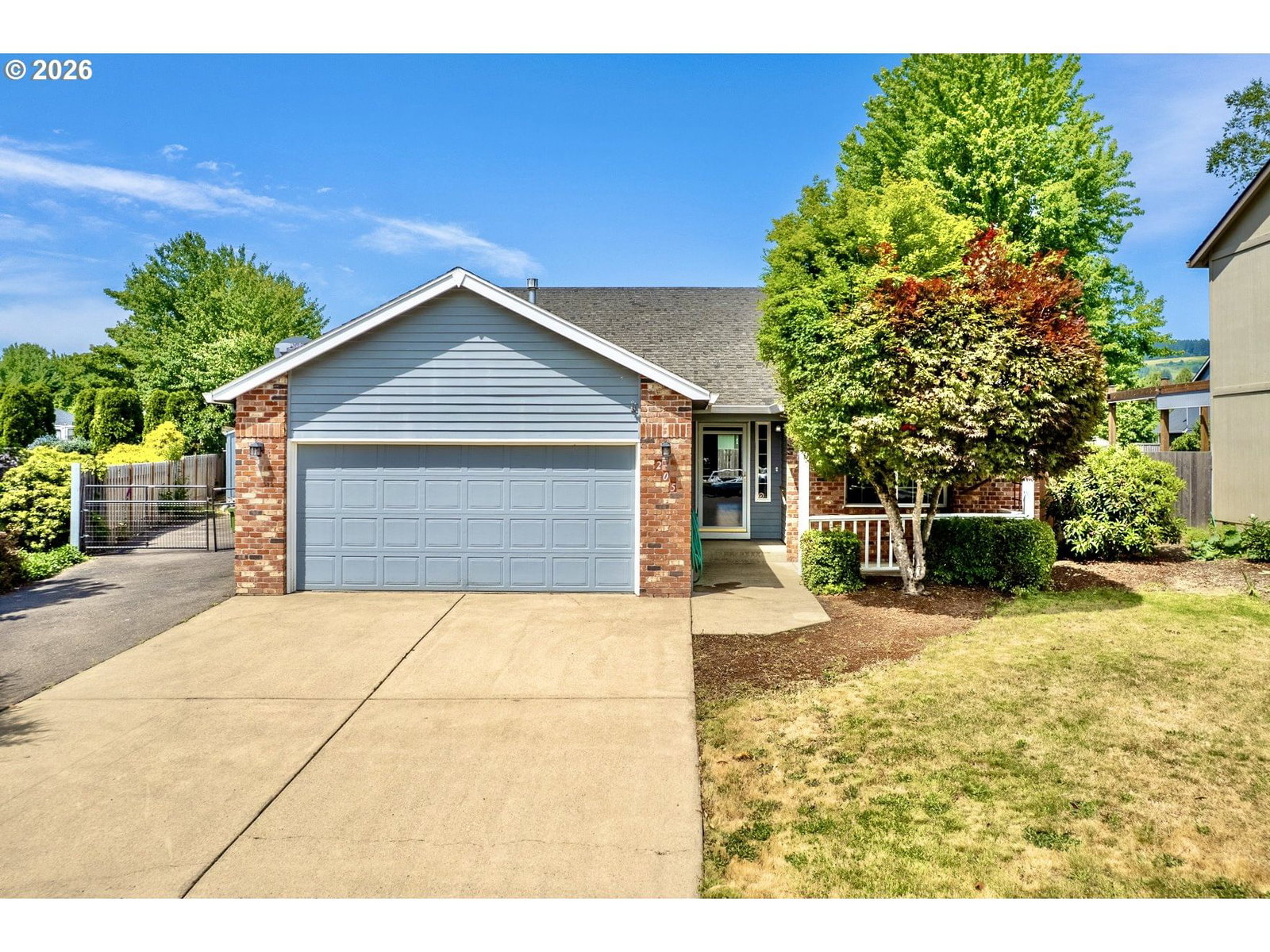 Listing photo 1 of 6