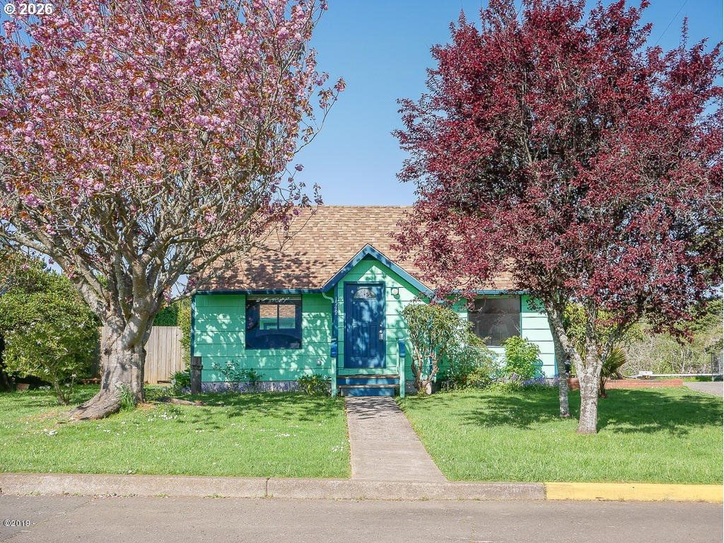 Listing photo 1 of 6