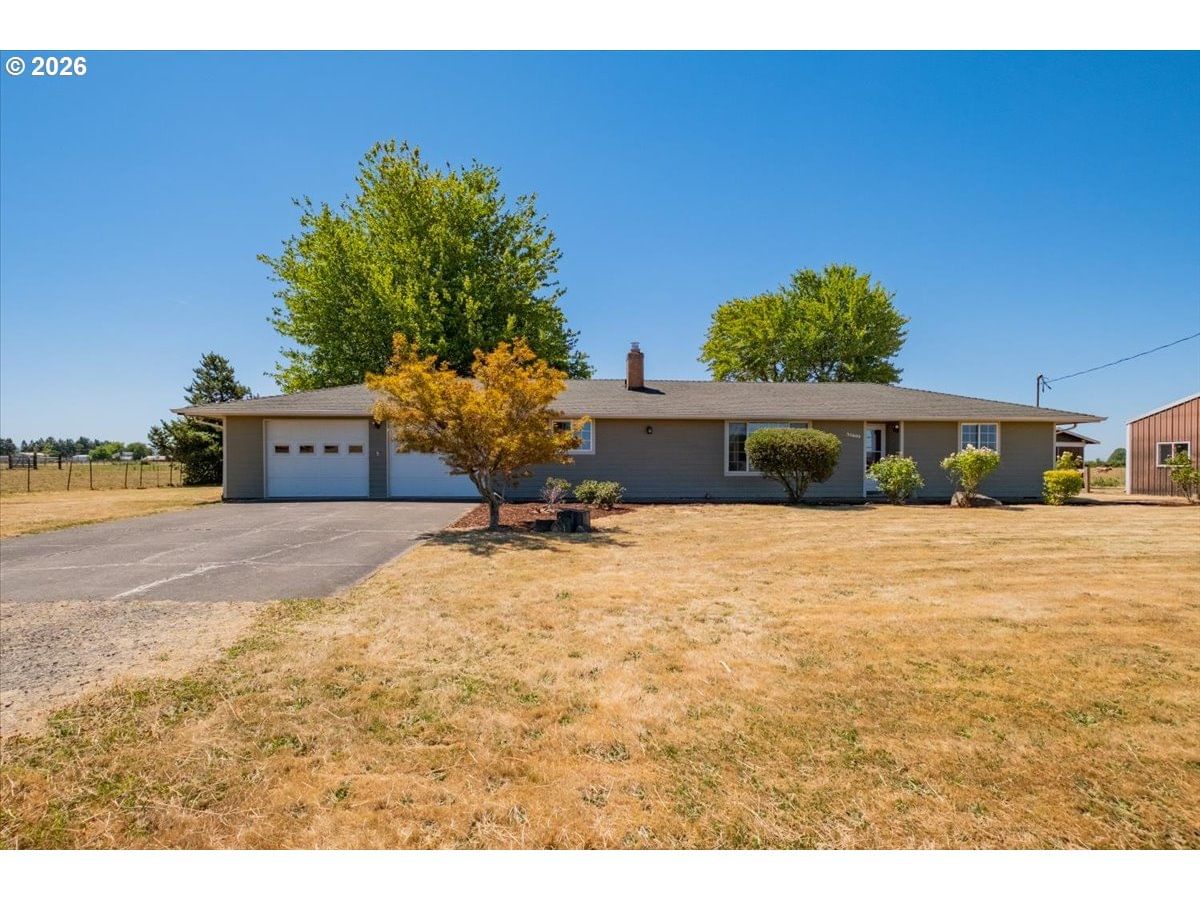 Listing photo 1 of 6