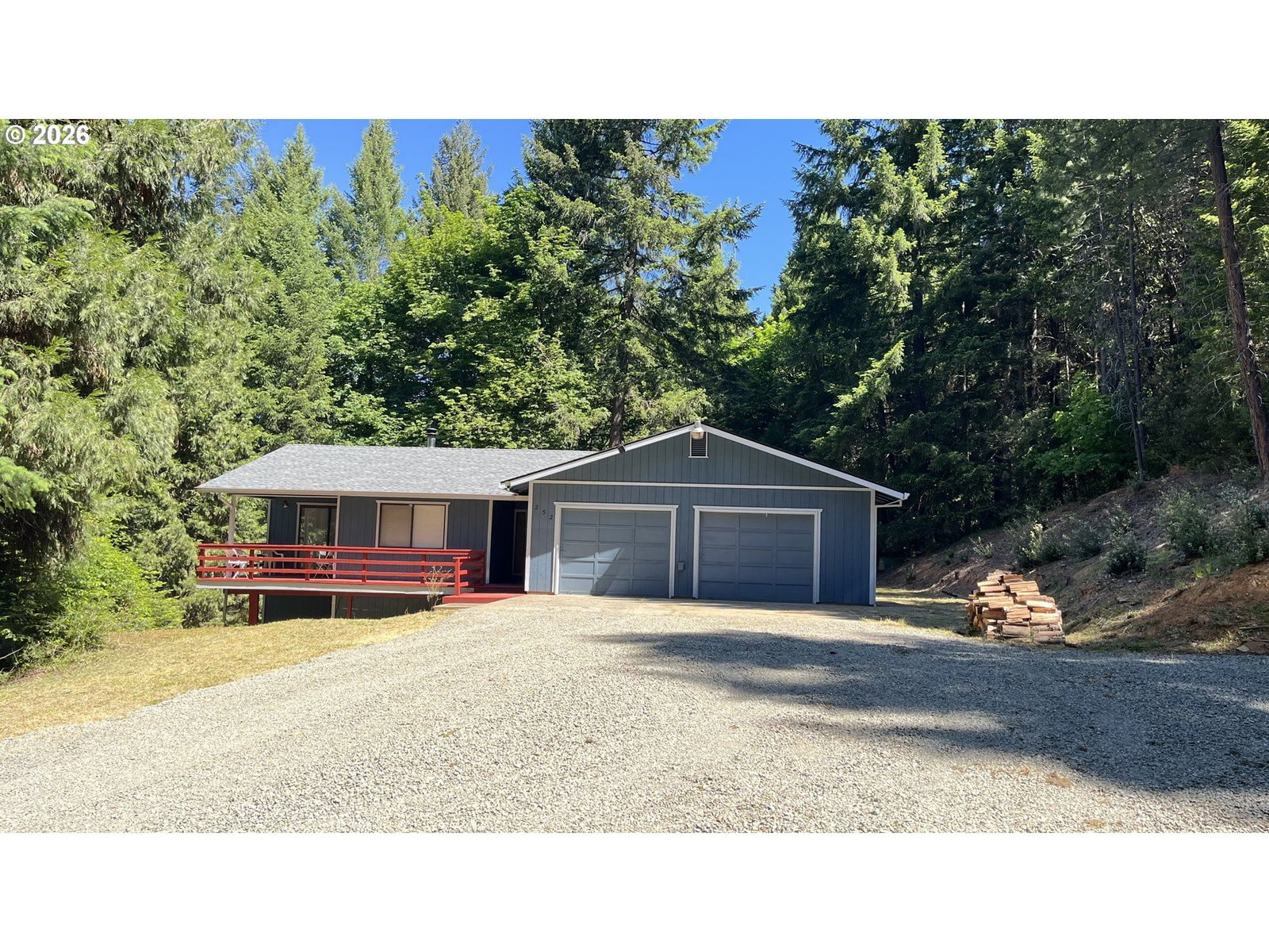 Listing photo 1 of 6