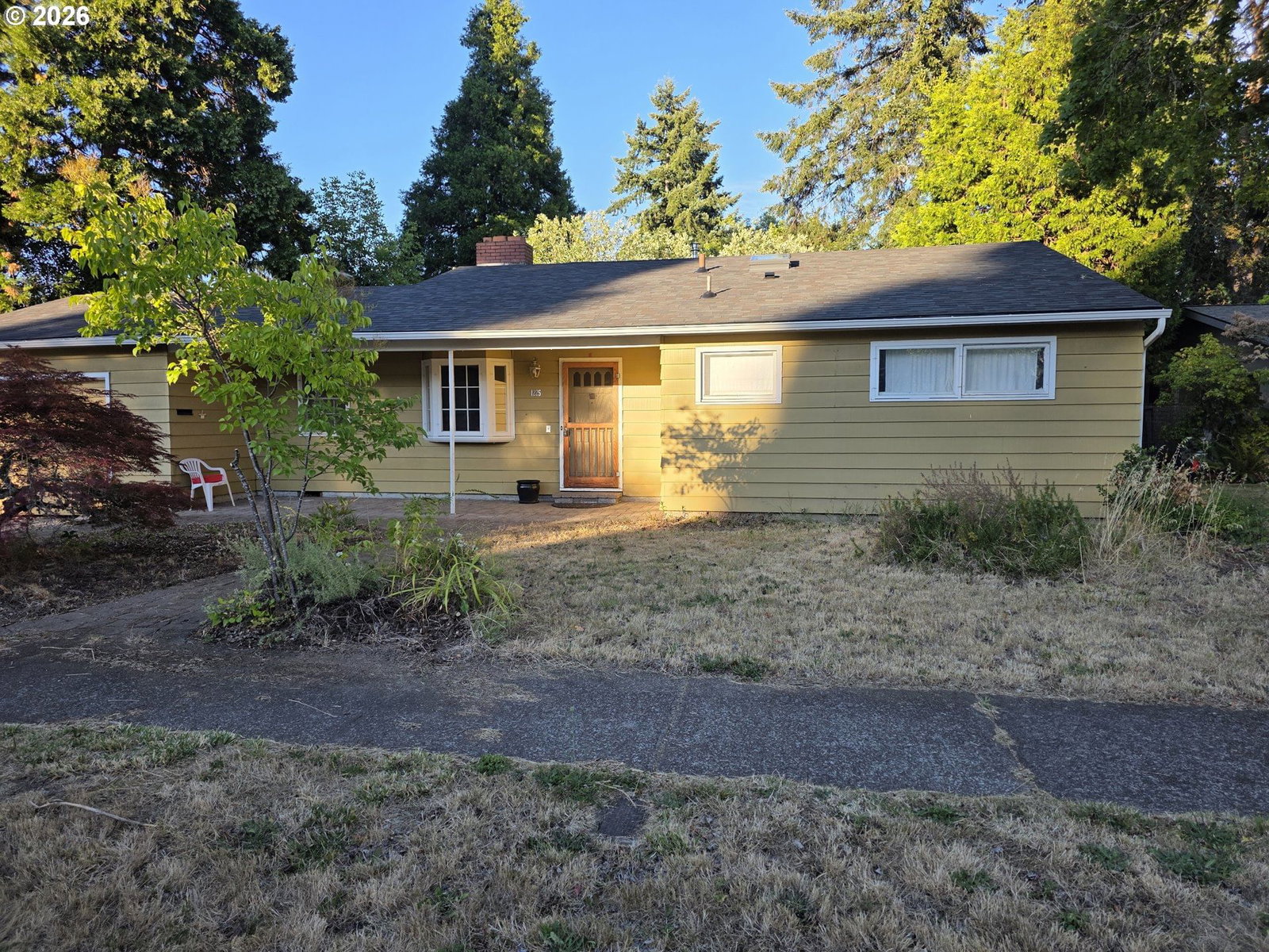 Listing photo 1 of 6