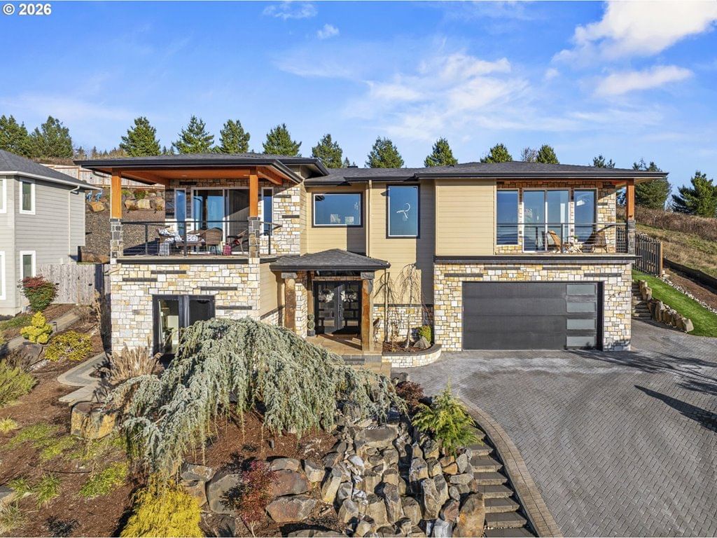 257 CURTIS DR