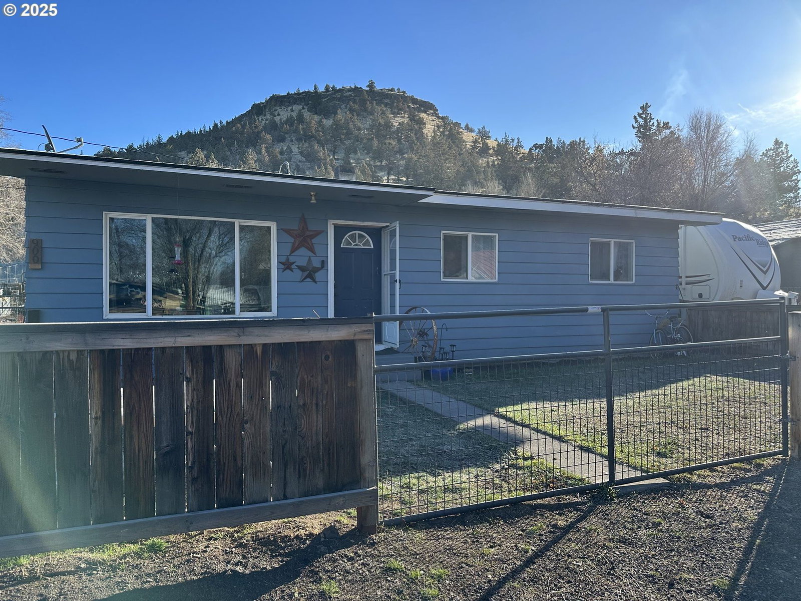 Listing photo 1 of 1
