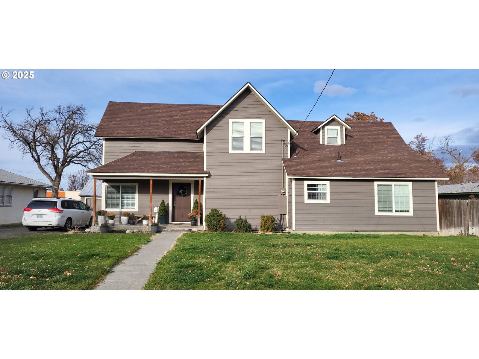 Primary listing photo, 113 3RD AVE, Milton Freewater, OR, 97862