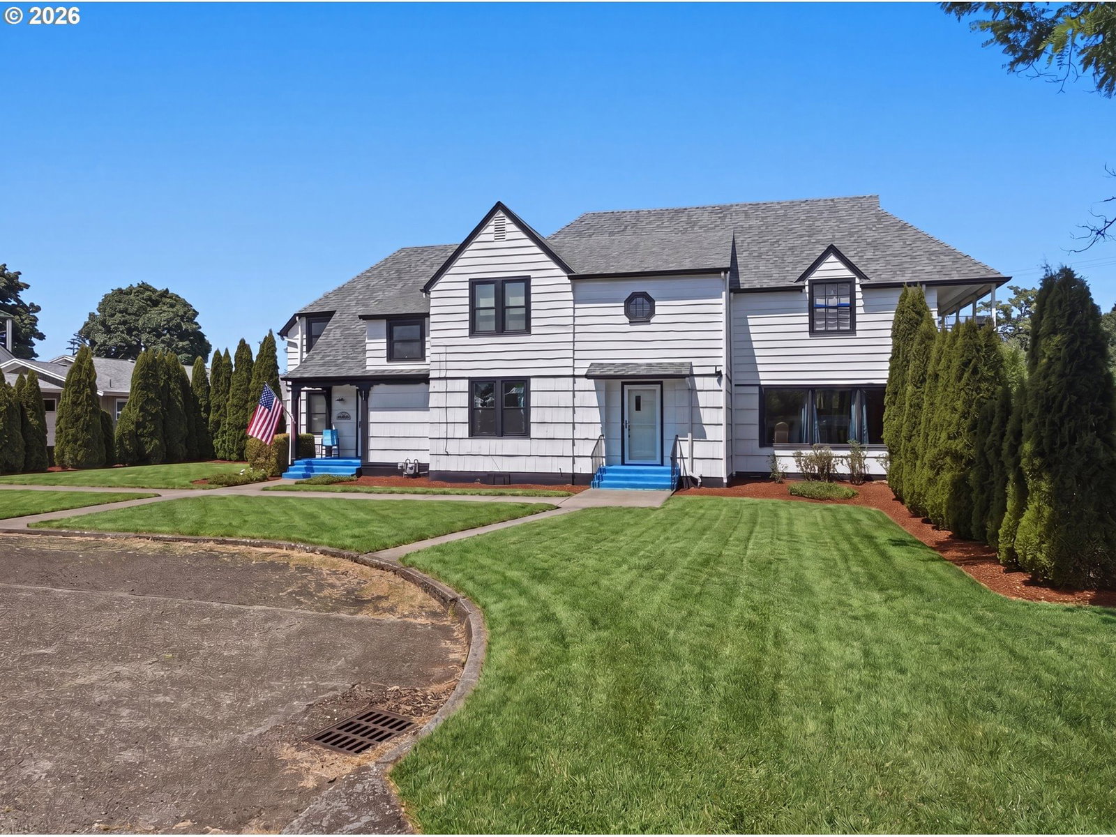 Listing photo 1 of 6