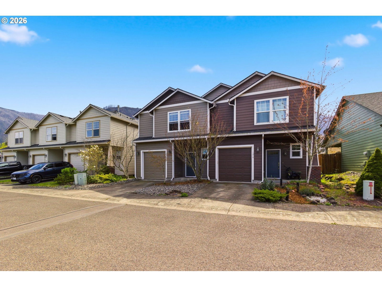 Listing photo 1 of 6