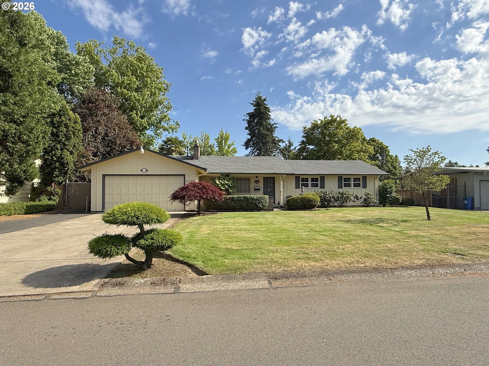 Listing photo 1 of 1