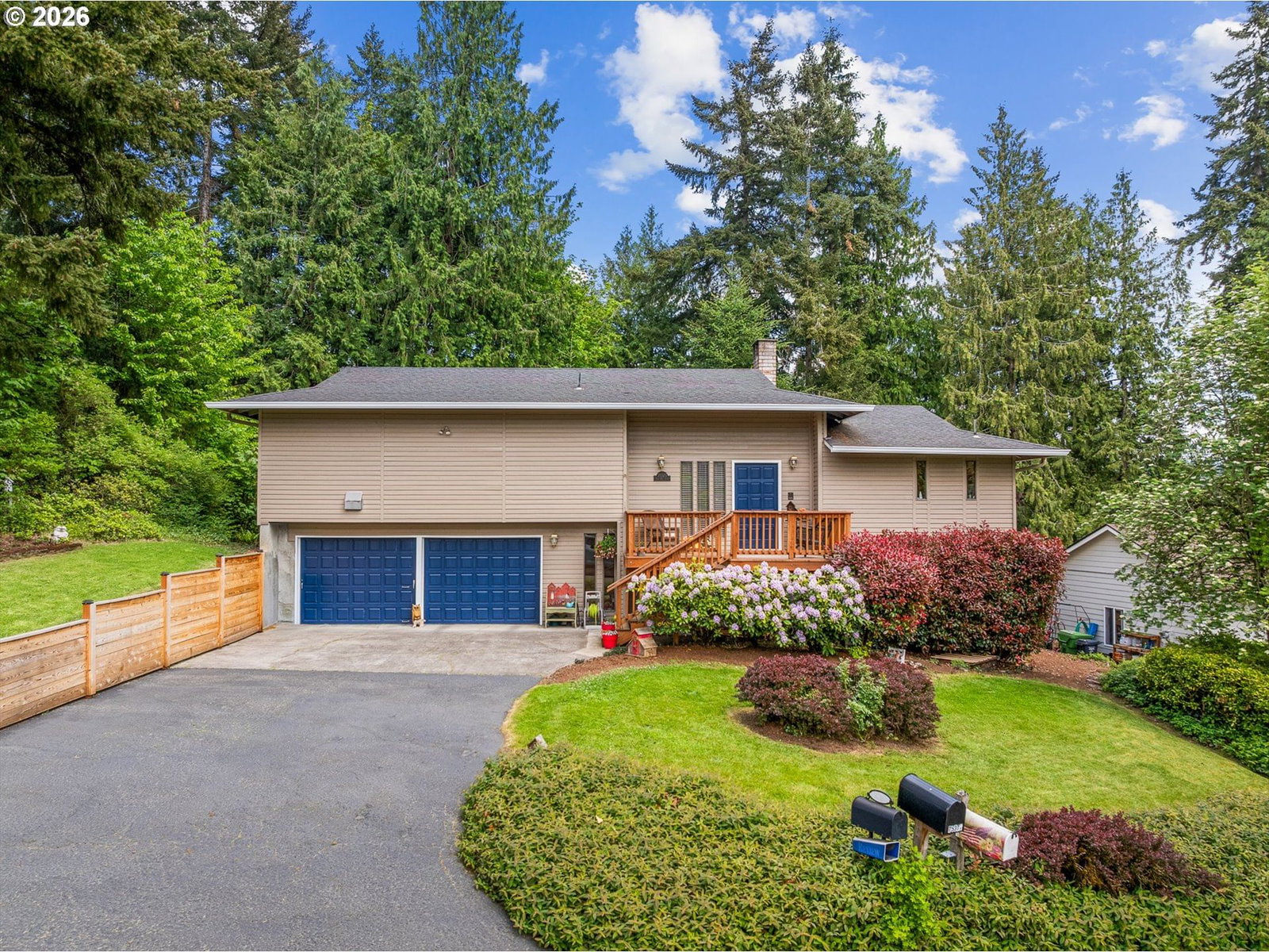 Listing photo 1 of 6