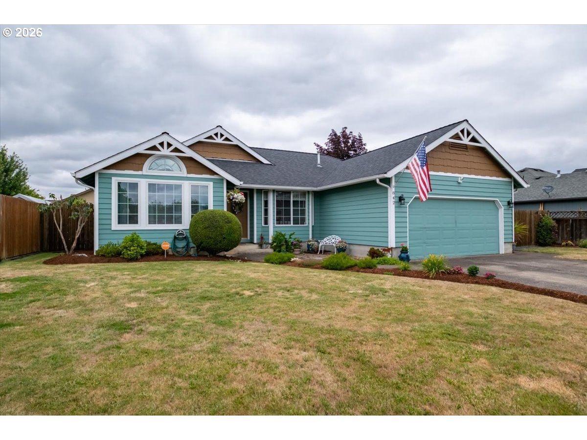 Listing photo 1 of 6