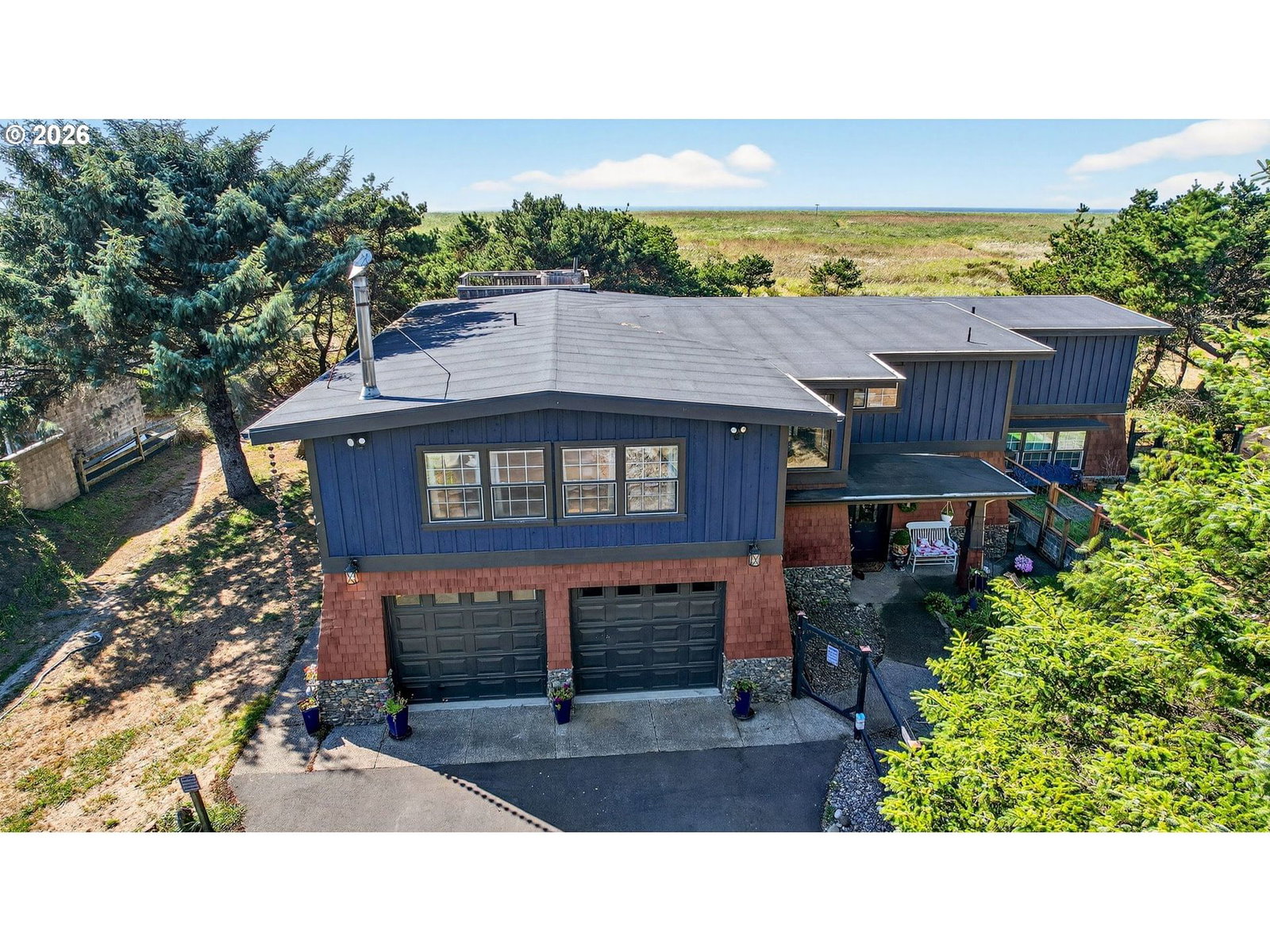 Listing photo 1 of 6