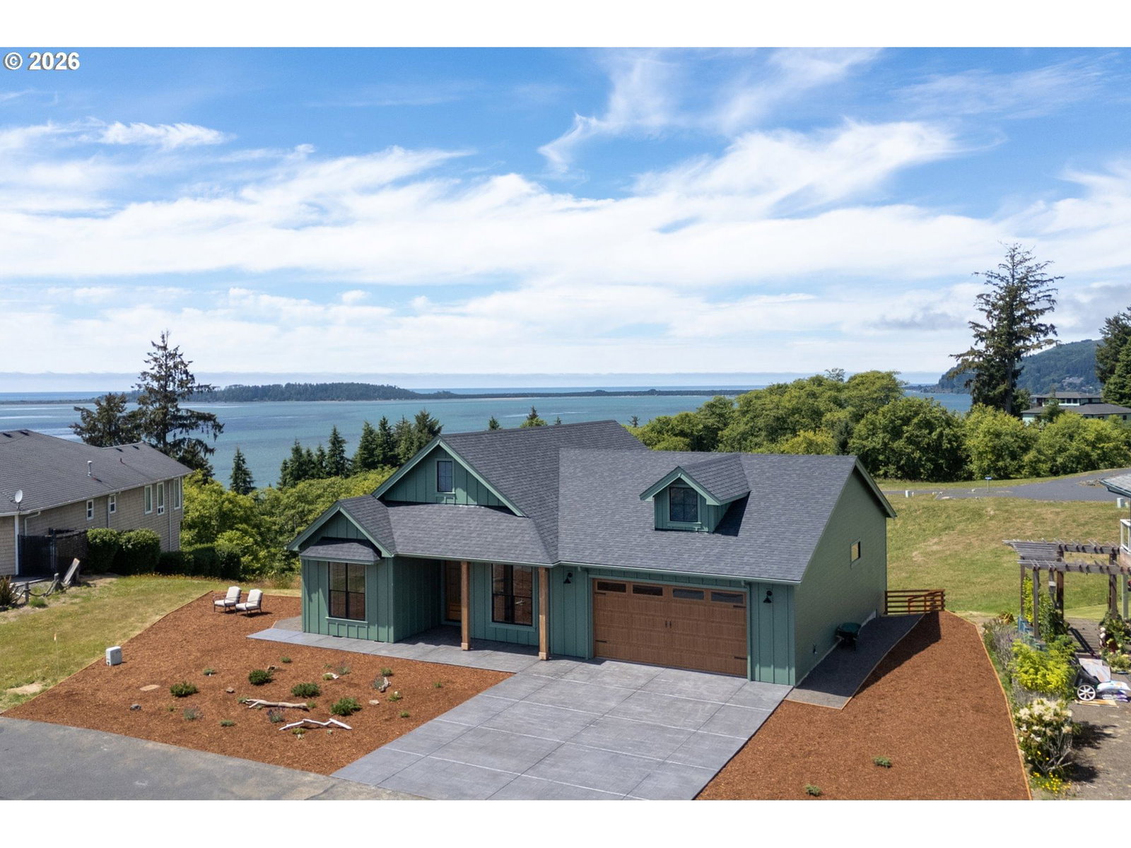 Listing photo 1 of 6