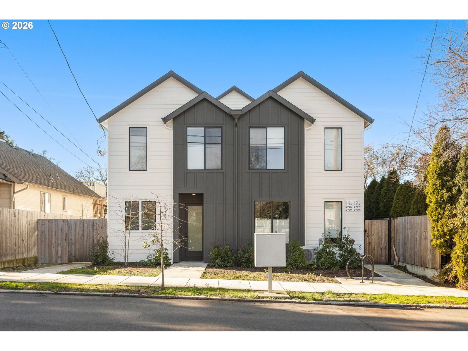 2725 SE 50TH AVE
