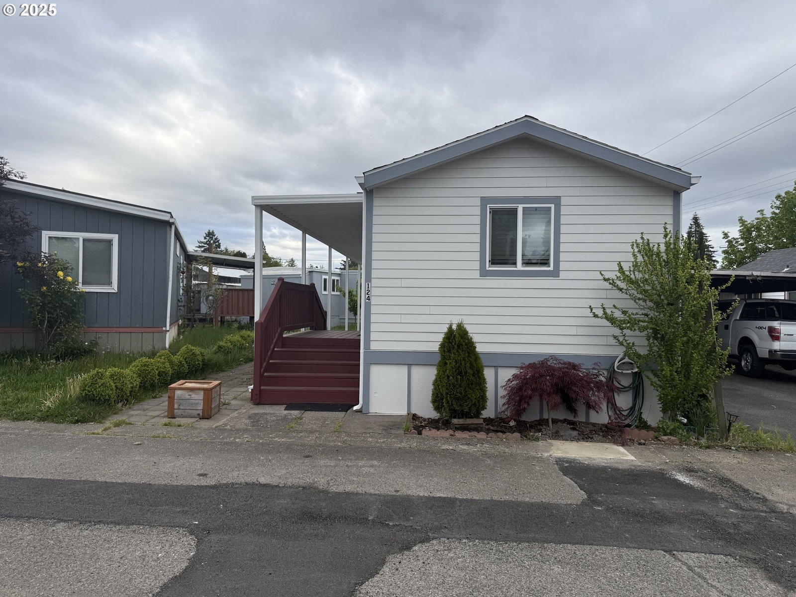 13045 SE STARK ST #124