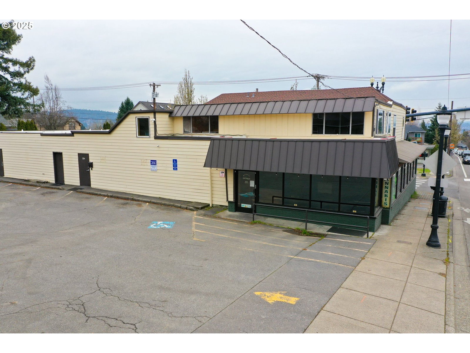 Listing photo 1 of 1