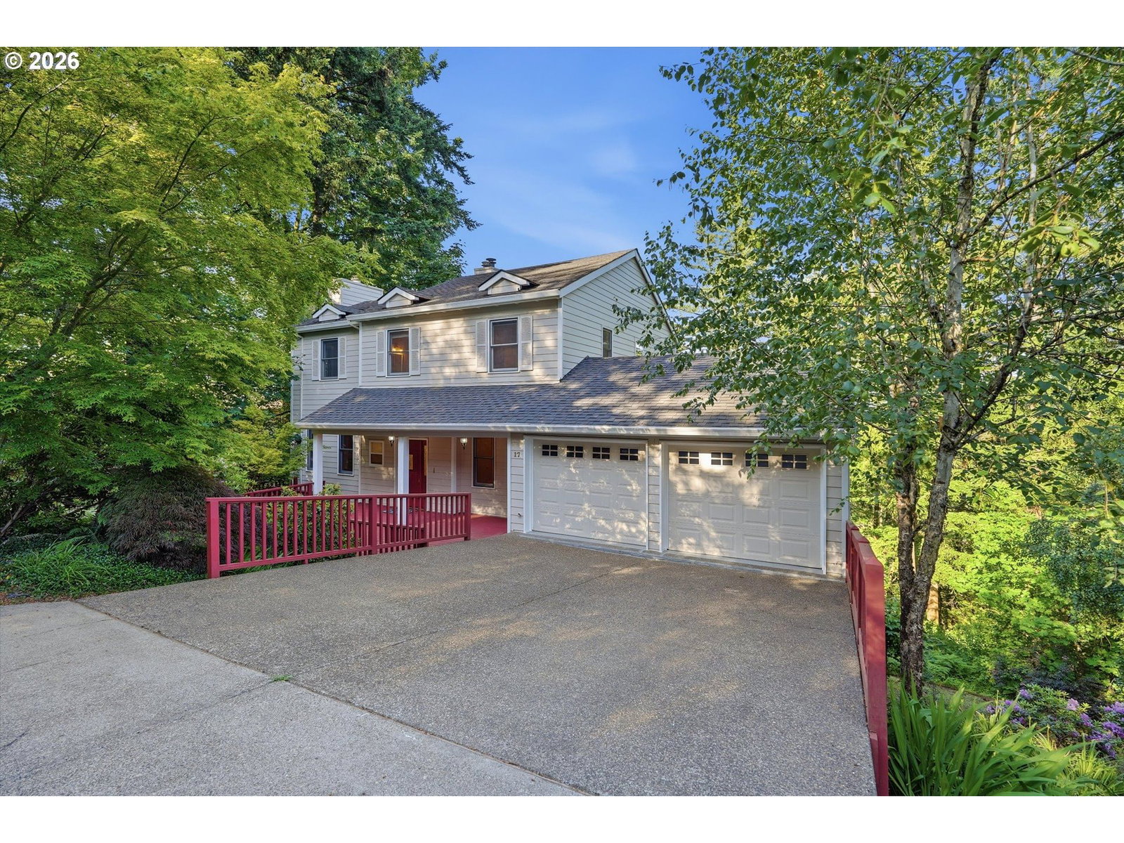 Listing photo 1 of 6
