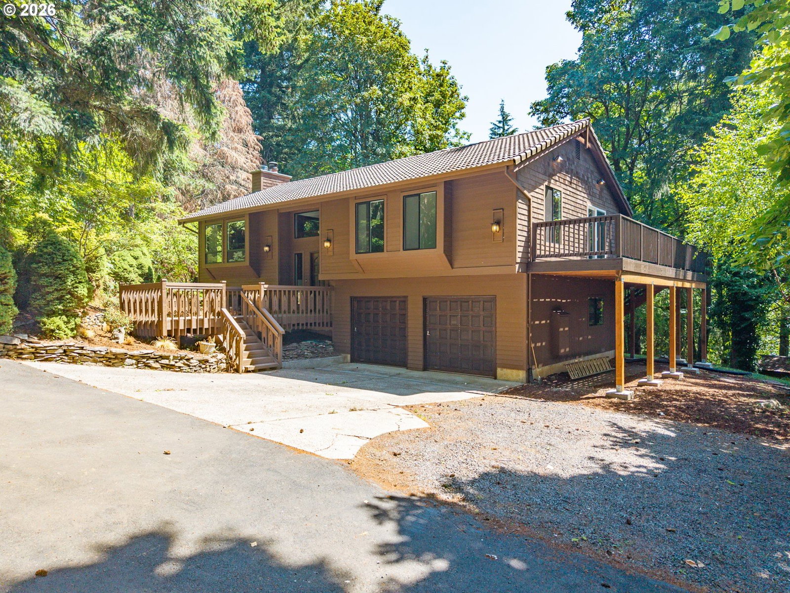 Listing photo 1 of 6