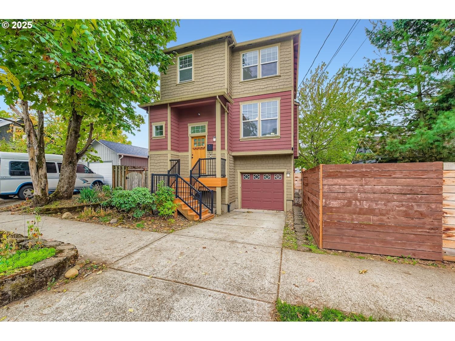 Primary listing photo, 7912 NE KLICKITAT ST, Portland, OR, 97213