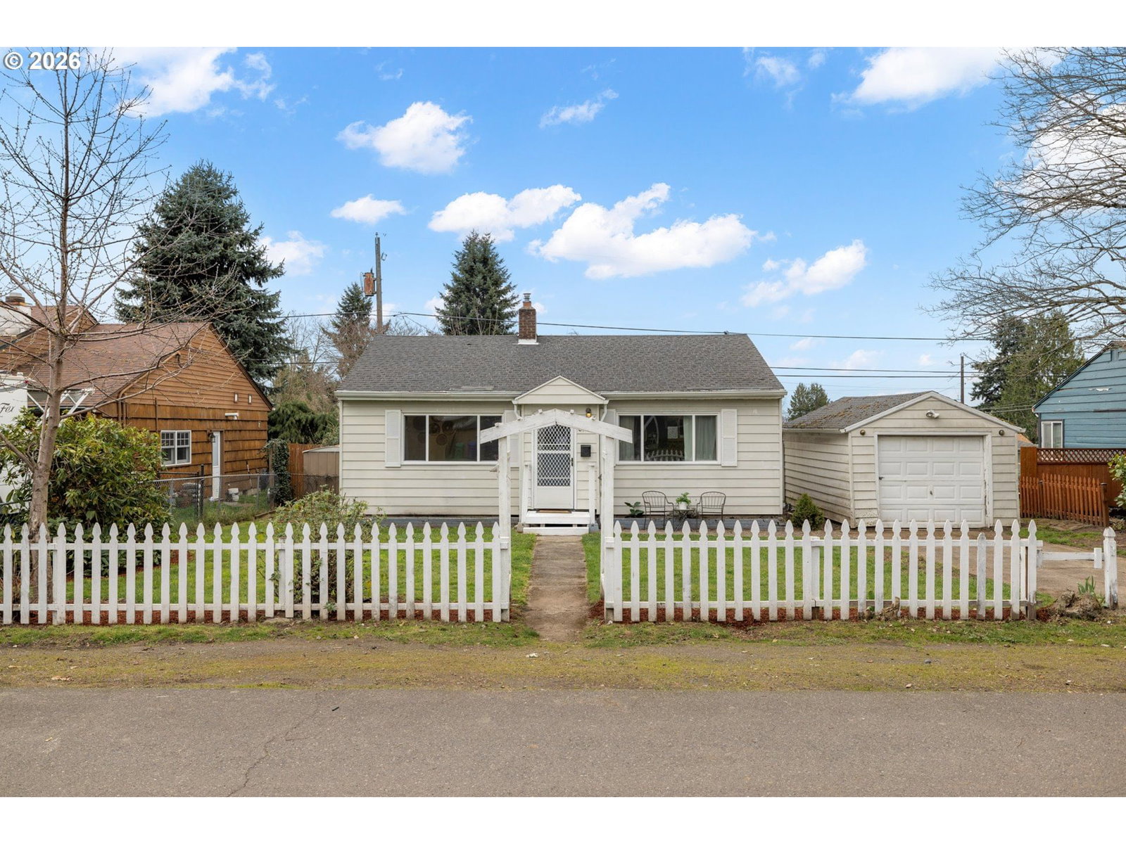 Primary listing photo, 8425 NE HUMBOLDT ST, Portland, OR, 97220