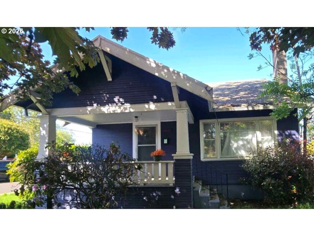 Listing photo 1 of 6