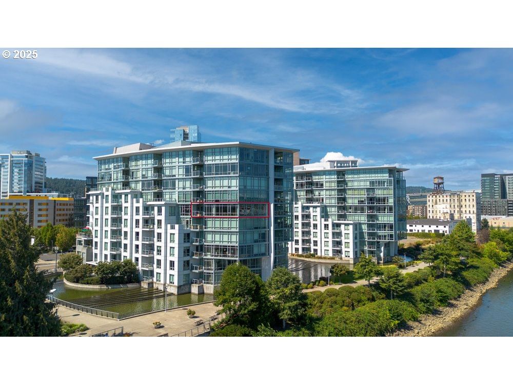 1260 NW NAITO PKWY #602B