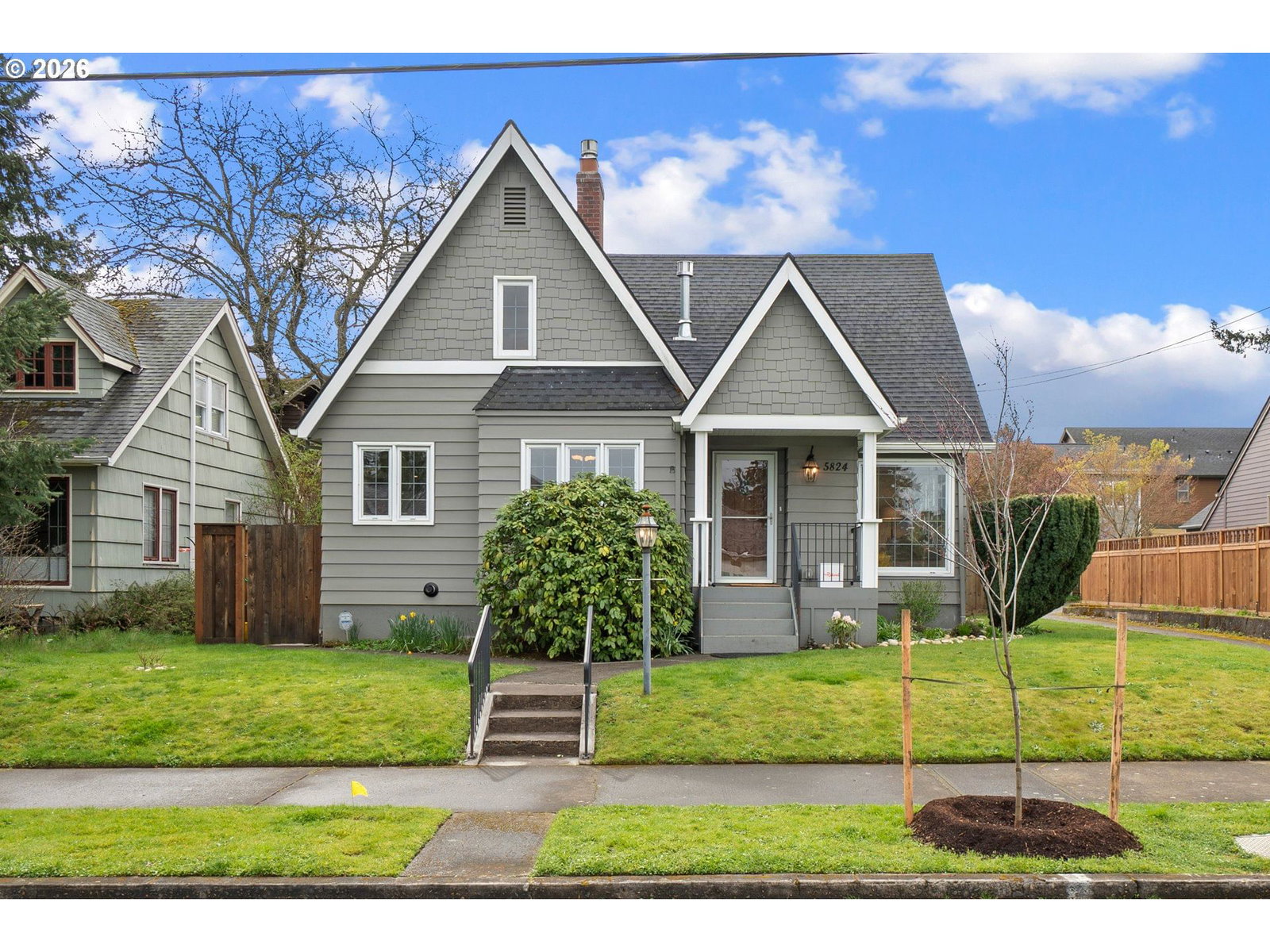 Primary listing photo, 5824 NE BROADWAY, Portland, OR, 97213