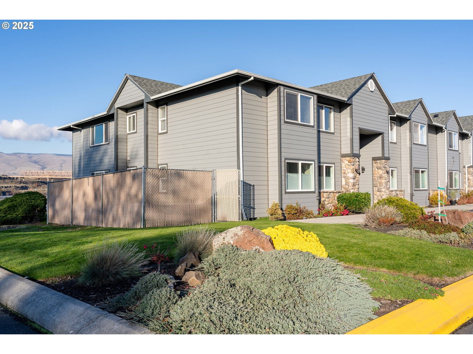 Primary listing photo, 240 LONE PINE LN #2, The Dalles, OR, 97058