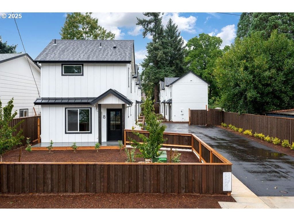 Primary listing photo, 4103 SE Olsen ST #8, Milwaukie, OR, 97222