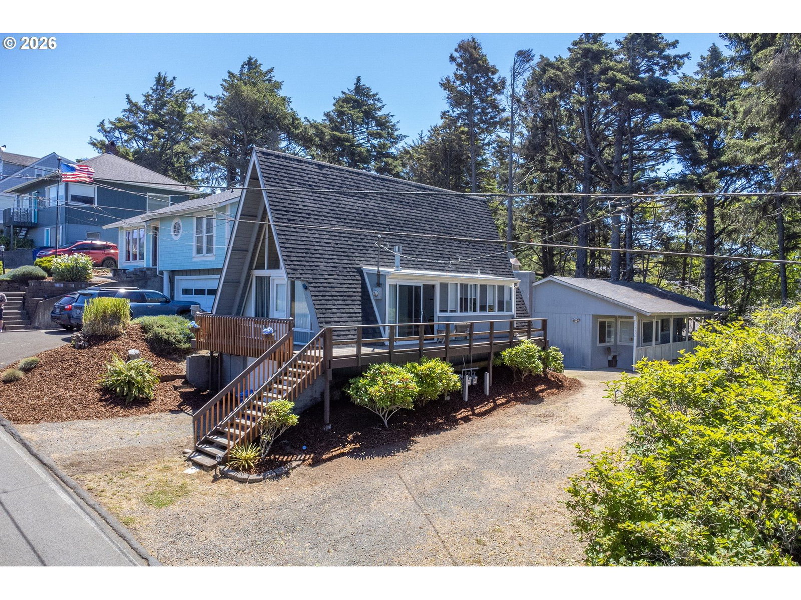 Listing photo 1 of 6