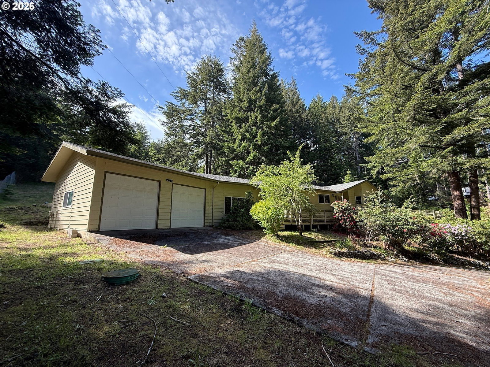 Listing photo 1 of 6
