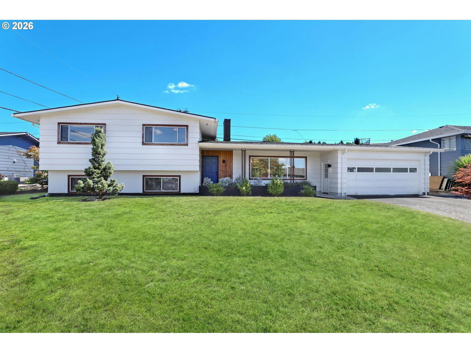 12640 NE FREMONT ST