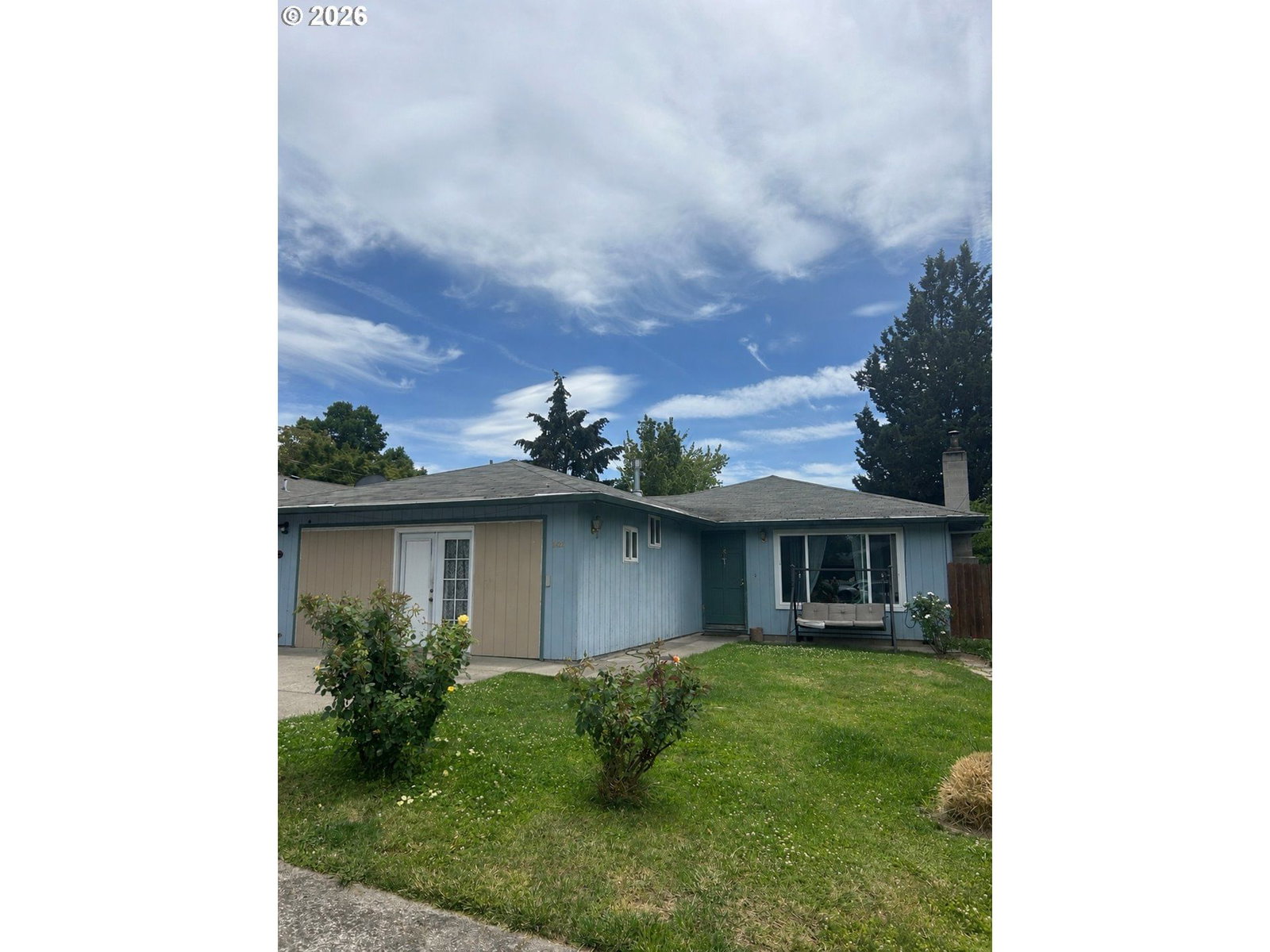 Listing photo 1 of 6