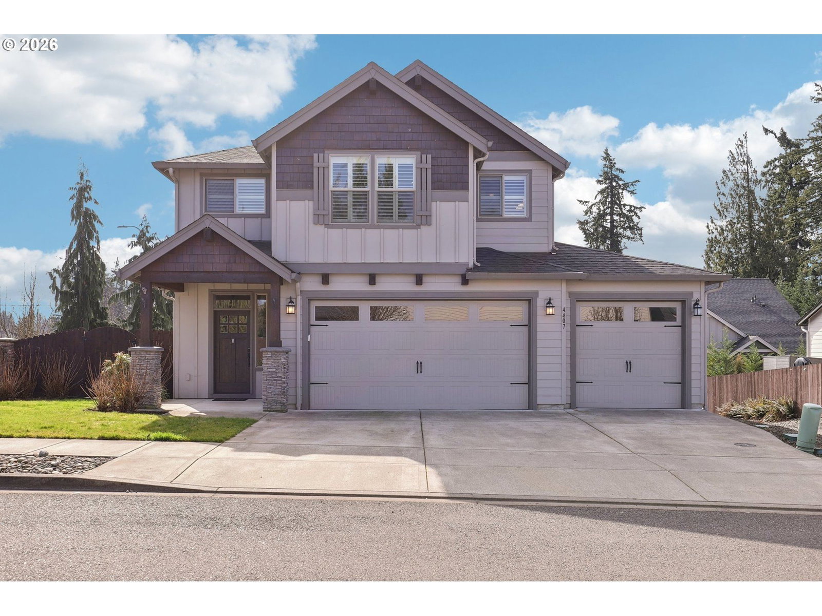 Primary listing photo, 4407 N RIDGEFIELD WOODS DR, Ridgefield, WA, 98642