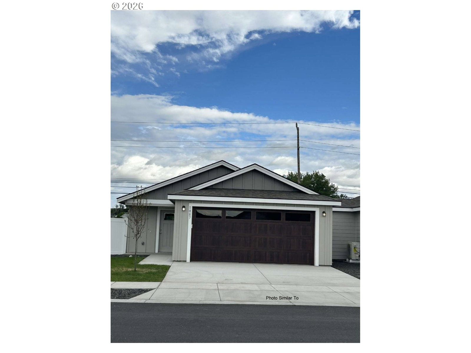 Primary listing photo, 1082 NE 10TH PL, Hermiston, OR, 97838