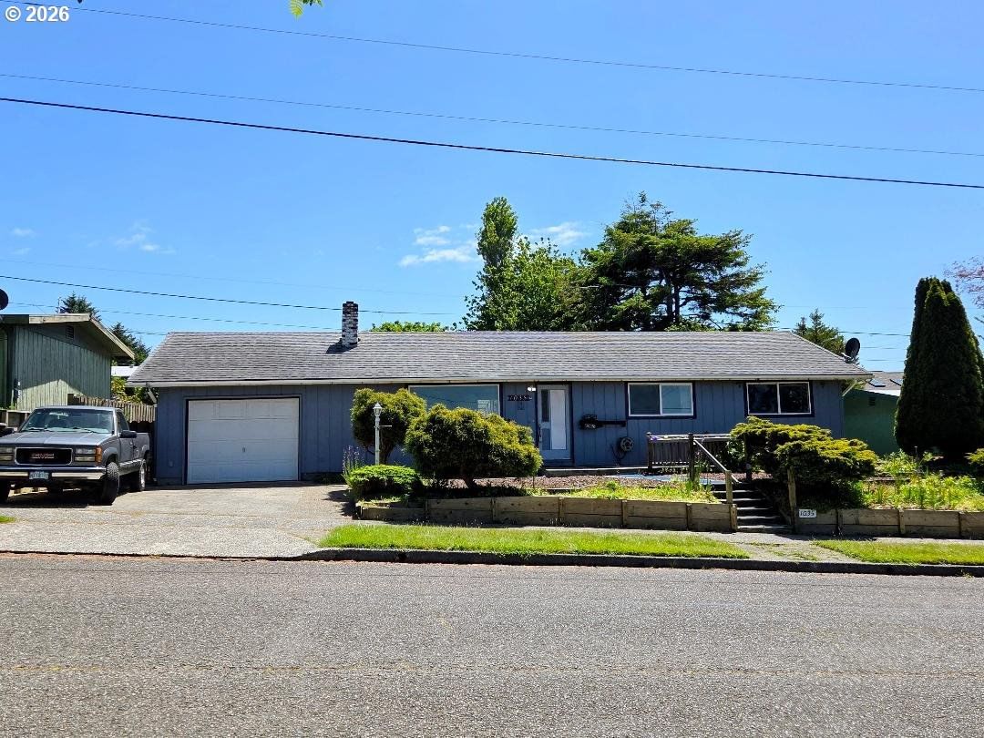 Listing photo 1 of 6