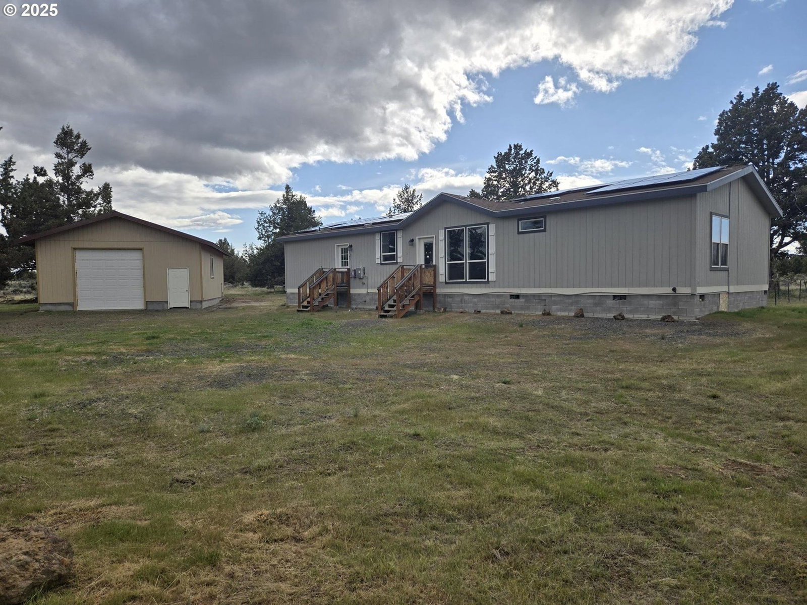 Listing photo 1 of 6