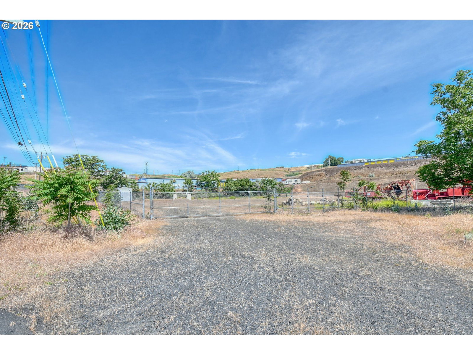 Listing photo 1 of 6