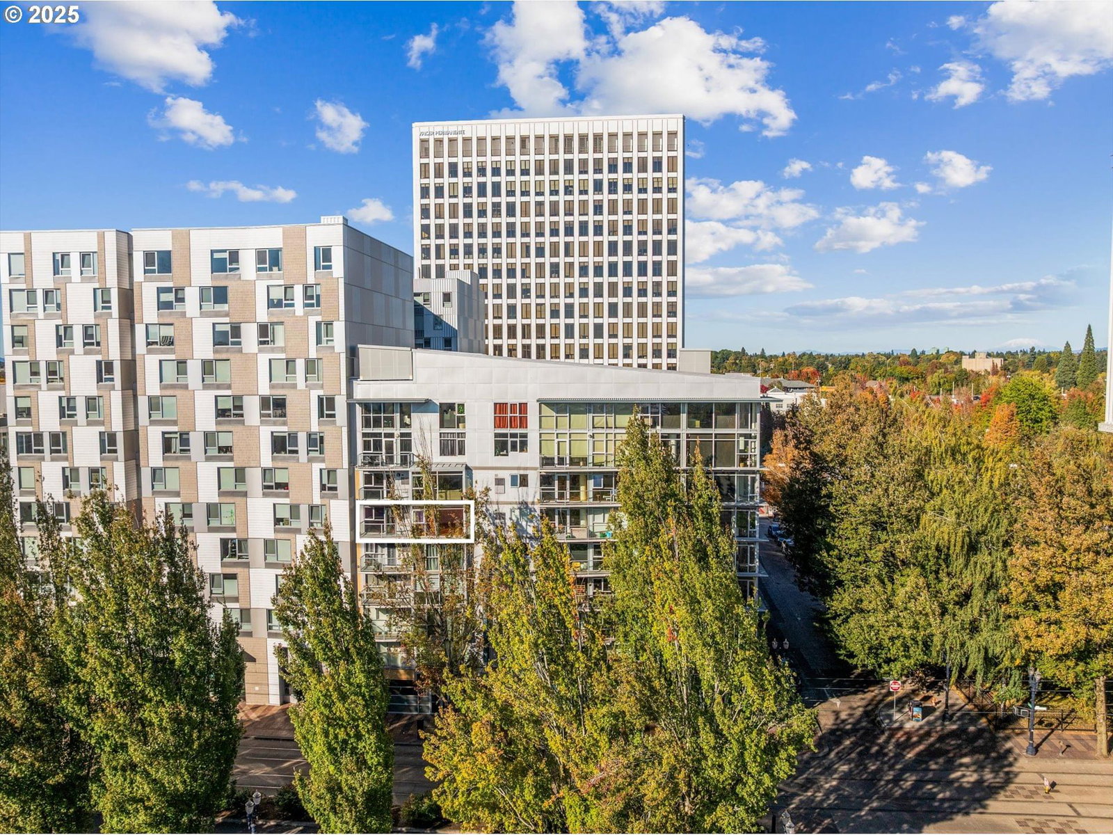 Primary listing photo, 533 NE HOLLADAY ST #605, Portland, OR, 97232