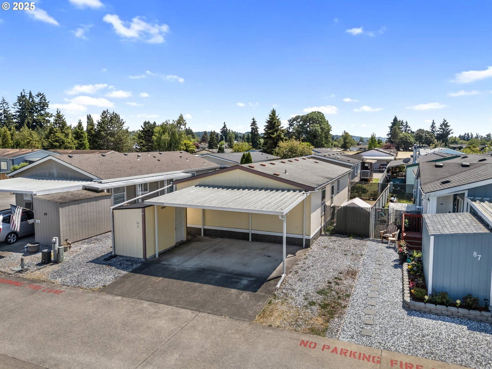 Primary listing photo, 201 W OAKVIEW AVE, Centralia, WA, 98531