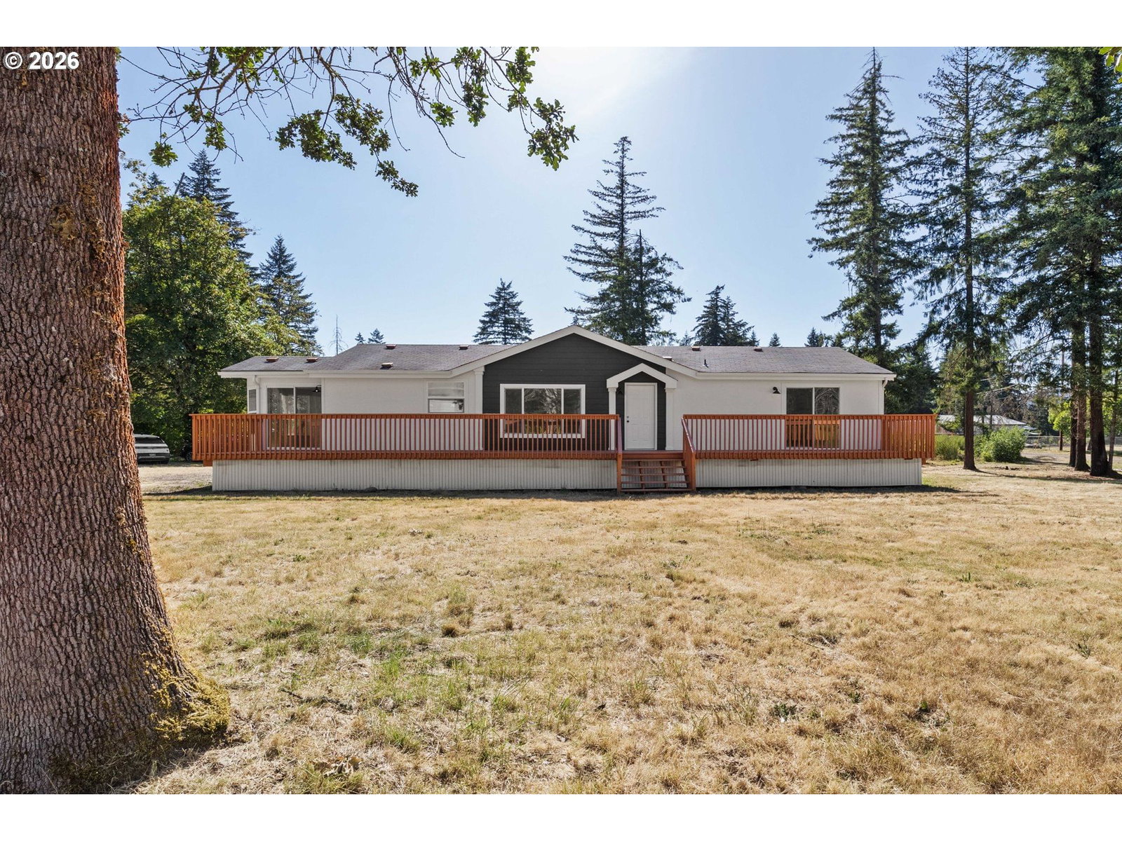 Listing photo 1 of 6