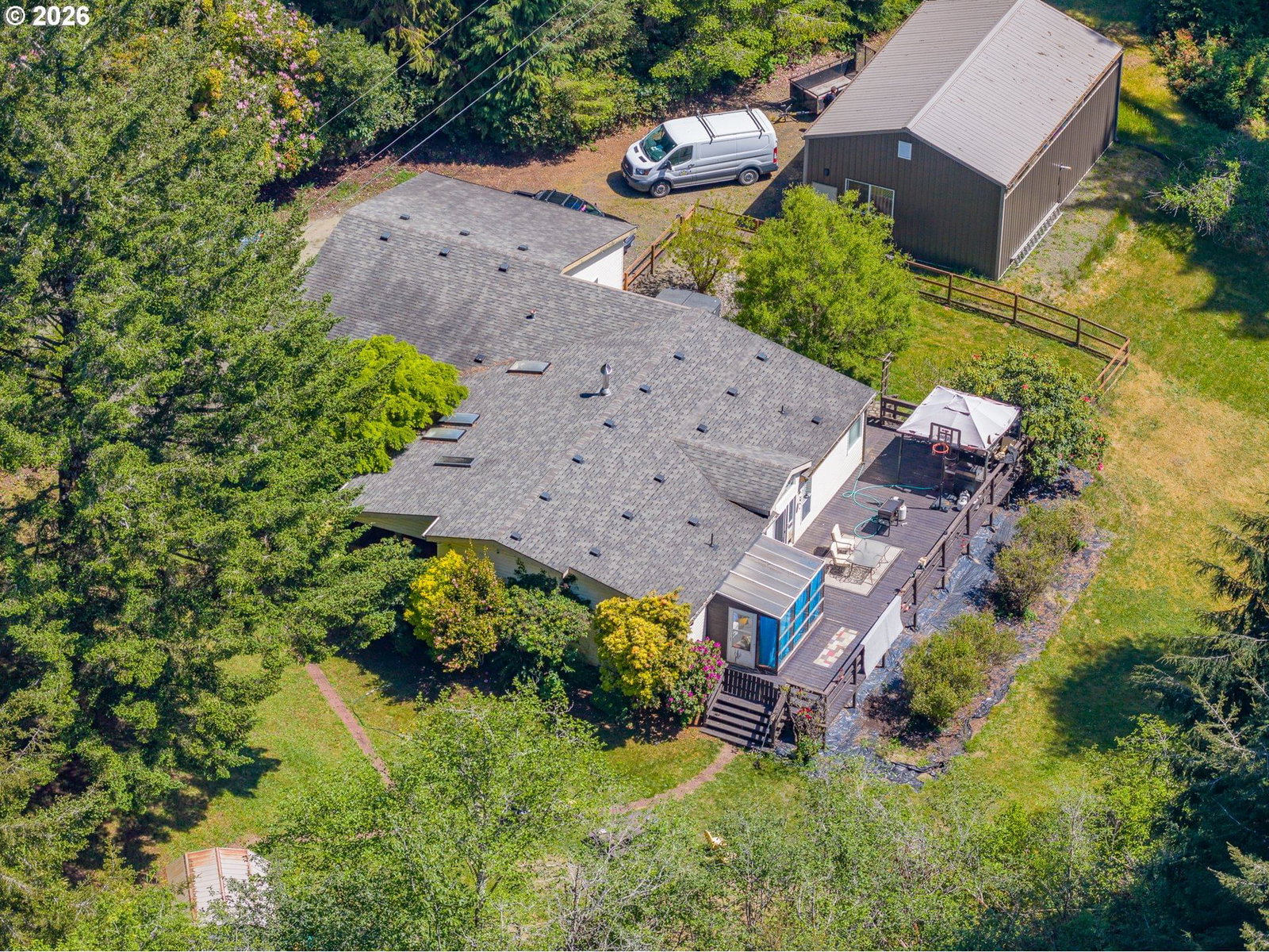 Listing photo 1 of 3