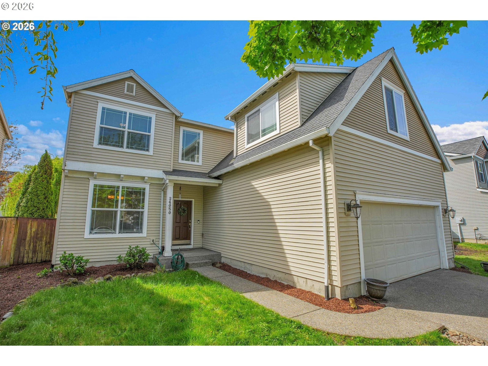 Listing photo 1 of 6