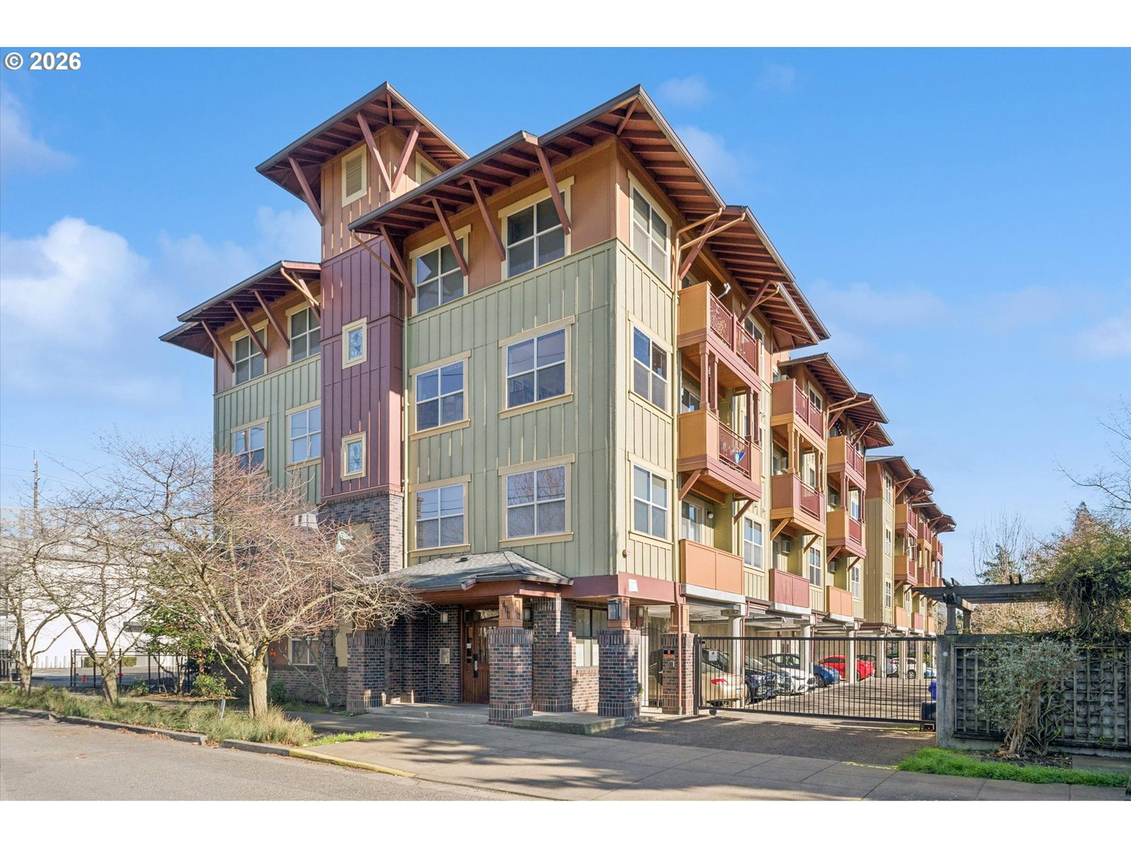 Primary listing photo, 400 NE 100TH AVE #406, Portland, OR, 97220