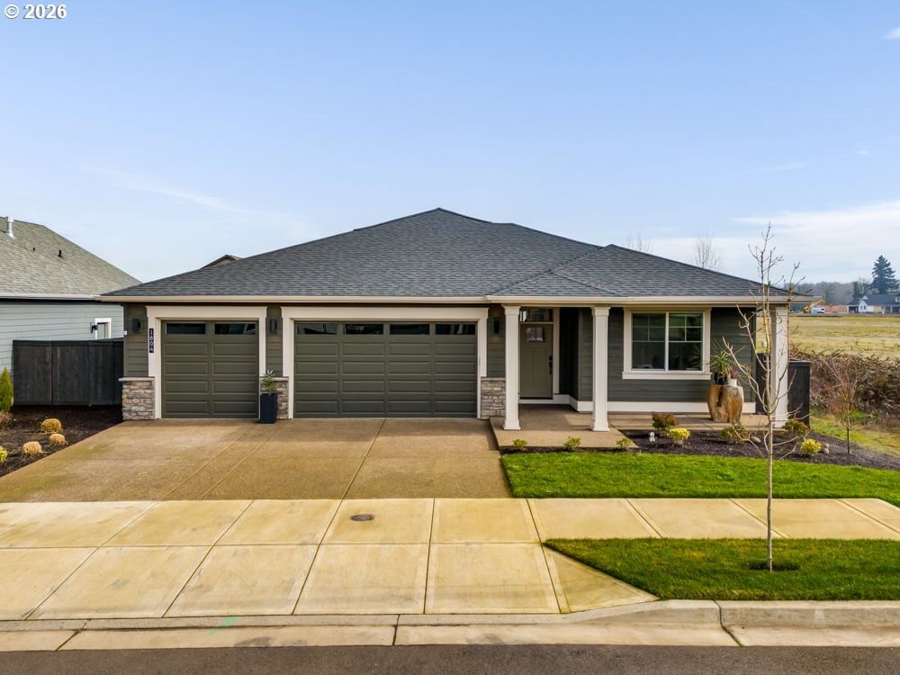 Primary listing photo, 1804 LOCUST ST, Canby, OR, 97013