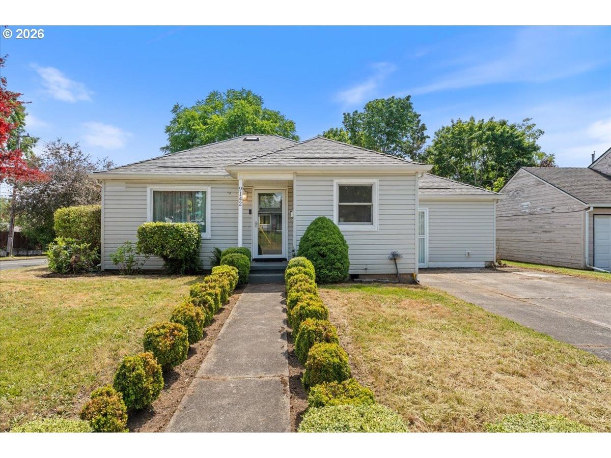 Listing photo 1 of 6