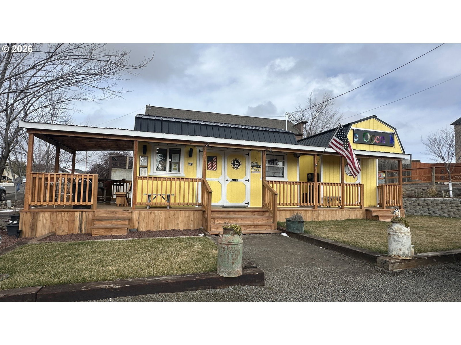 Listing photo 1 of 1